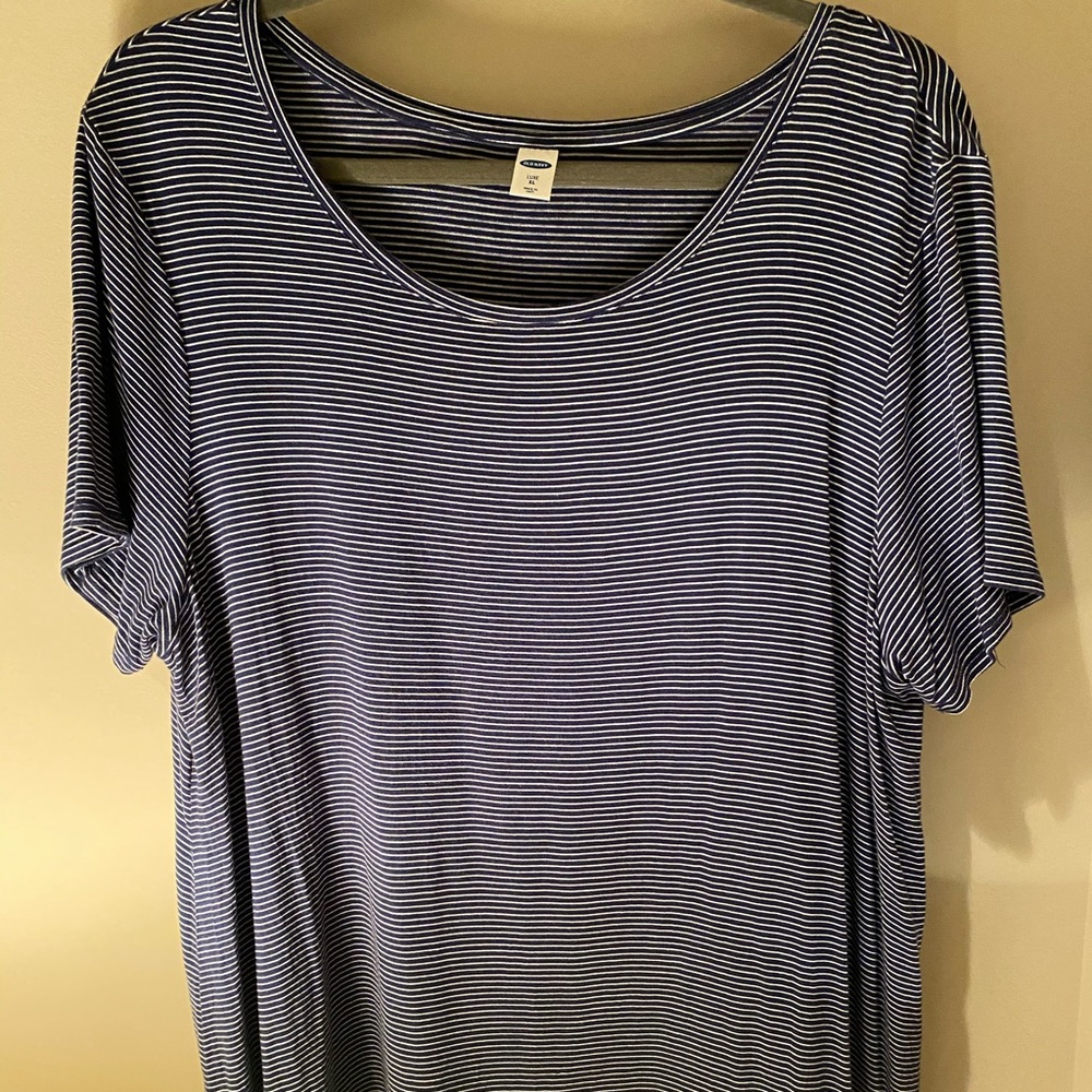 EUC navy and white striped shirt XL
